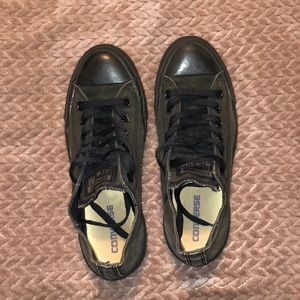 All black low top converse